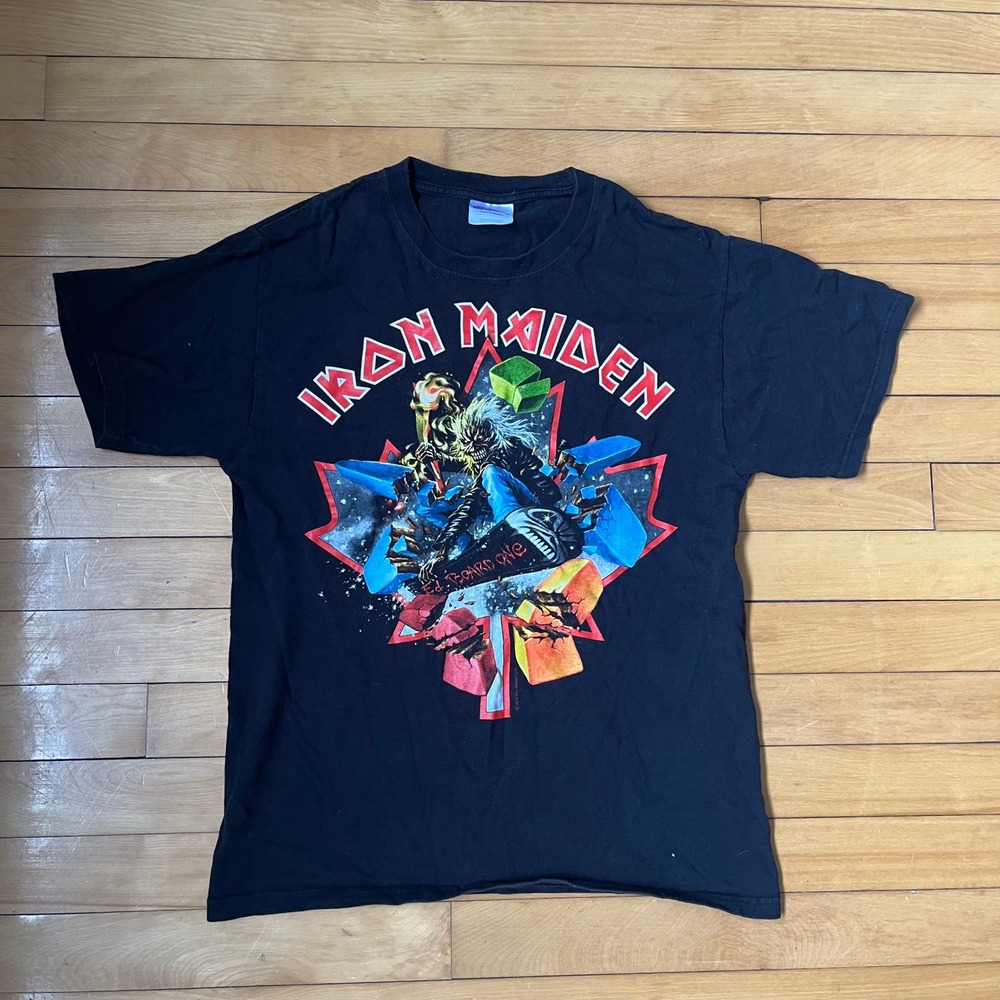 Iron Maiden 2010 The Final Frontier Canada Tour Shirt Mens Medium Hanes Black
